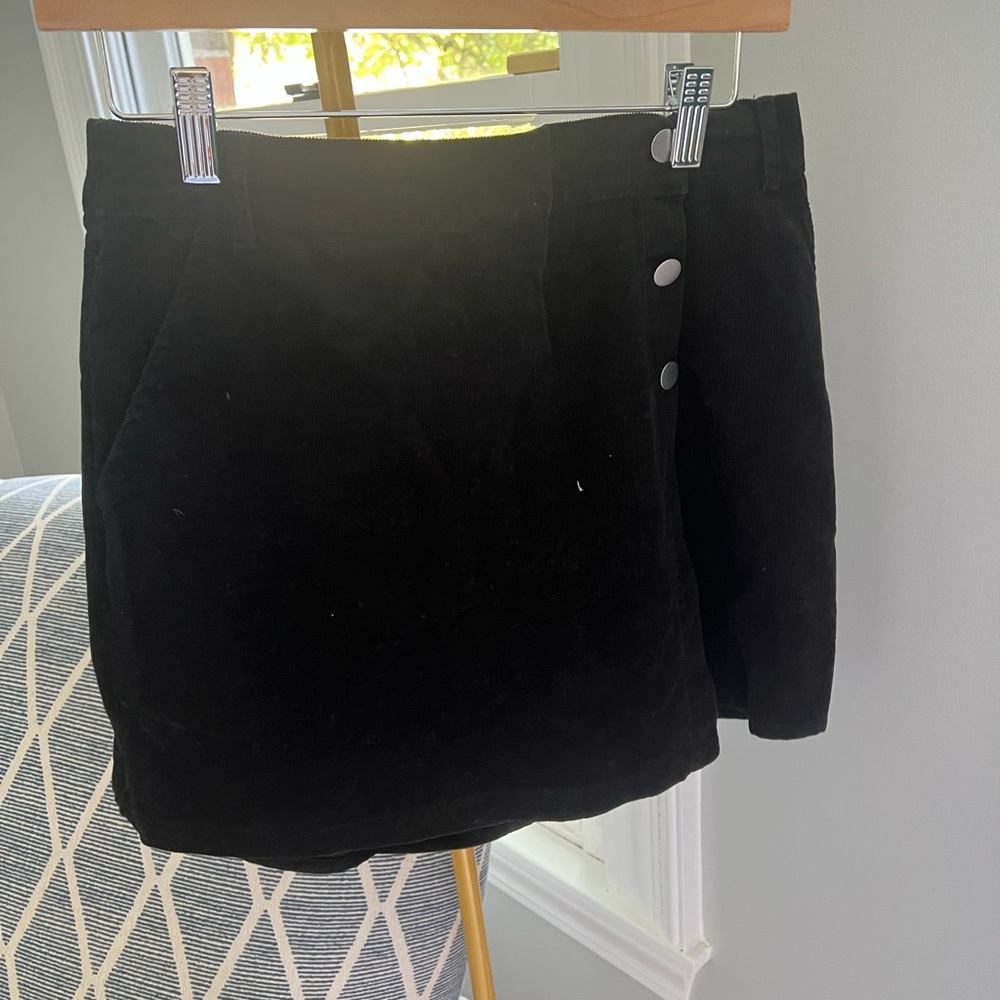 Jodifl Black Corduroy SKORT